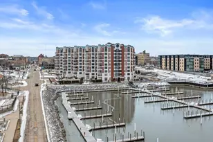 333 Lake Ave, Racine, WI 53403 - Photo 35