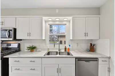 8200 N 44th St, Brown Deer, WI 53223 - Photo 15