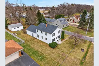 8200 N 44th St, Brown Deer, WI 53223 - Photo 5