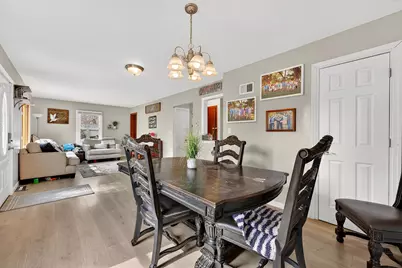 8200 N 44th St, Brown Deer, WI 53223 - Photo 9