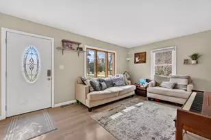 8200 N 44th St, Brown Deer, WI 53223 - Photo 7