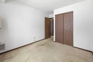 W158N11141 Legend Ave, Germantown, WI 53022 - Photo 11