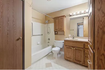 W158N11141  Legend Ave #3, Germantown, WI 53022 - Photo 9