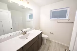 2009 Savannah Dr, Grafton, WI 53024 - Photo 19