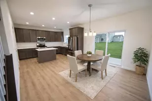 2009 Savannah Dr, Grafton, WI 53024 - Photo 3