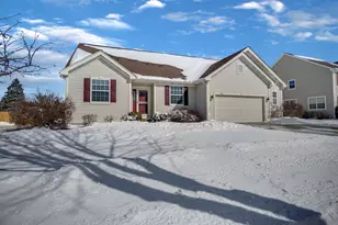 2402 Kiowa Dr, Grafton, WI 53024 - Photo 1