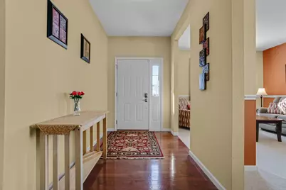 2402  Kiowa Dr, Grafton, WI 53024 - Photo 3