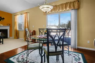 2402 Kiowa Dr, Grafton, WI 53024 - Photo 11