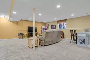 2402 Kiowa Dr, Grafton, WI 53024 - Photo 27