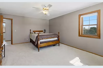 N66W35104  Lappland Xing, Oconomowoc, WI 53066 - Photo 21