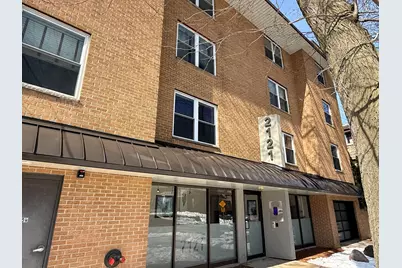 2121 N Cambridge Ave #112, Milwaukee, WI 53202 - Photo 27