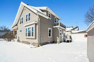 426 E Pleasant St, Oconomowoc, WI 53066 - Photo 59