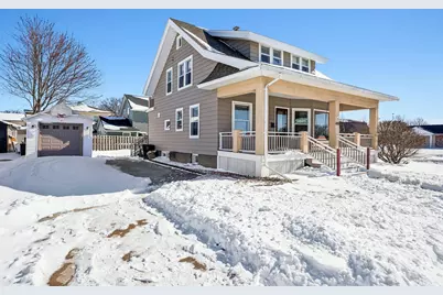 426 E Pleasant St, Oconomowoc, WI 53066 - Photo 61