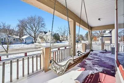 426 E Pleasant St, Oconomowoc, WI 53066 - Photo 5