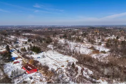 2235  Newman Rd, Racine, WI 53406 - Photo 7