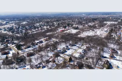 2235  Newman Rd, Racine, WI 53406 - Photo 41