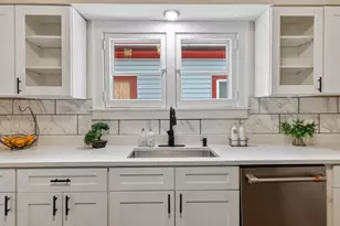 5535 N 40th St, Milwaukee, WI 53209 - Photo 9