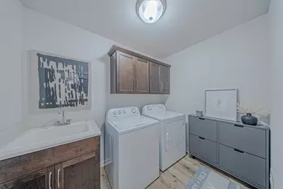 2928  Winnebago Dr, Summit, WI 53066 - Photo 13