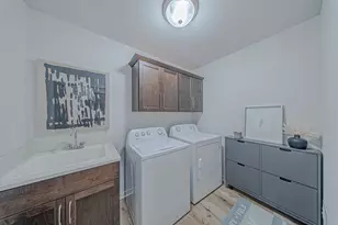 2928 Winnebago Dr, Summit, WI 53066 - Photo 13