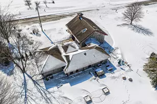 998 E Newark Dr, Farmington, WI 53090 - Photo 31