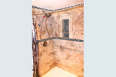 517  3rd St, La Crescent, MN 55947 - Photo 17