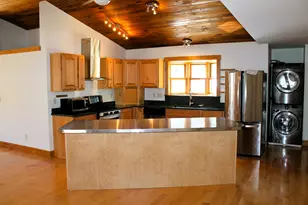 517 3rd St, La Crescent, MN 55947 - Photo 3