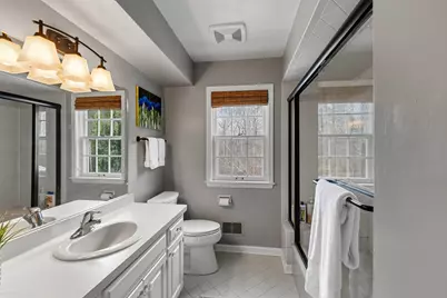 9940 N Lamplighter Ln, Mequon, WI 53092 - Photo 21