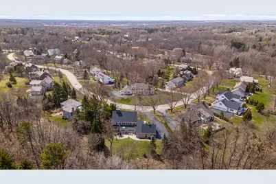 9940 N Lamplighter Ln, Mequon, WI 53092 - Photo 39