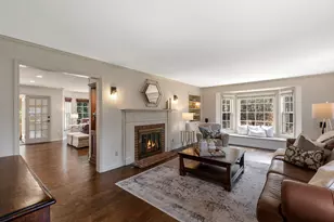 9940 N Lamplighter Ln, Mequon, WI 53092 - Photo 3