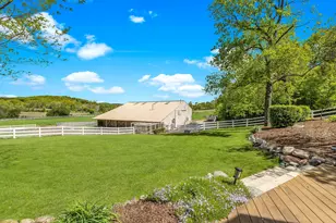 1507 St Augustine Rd, Erin, WI 53027 - Photo 3