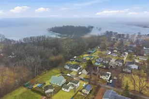 4227 Chestnut Ave, Delavan, WI 53115 - Photo 17