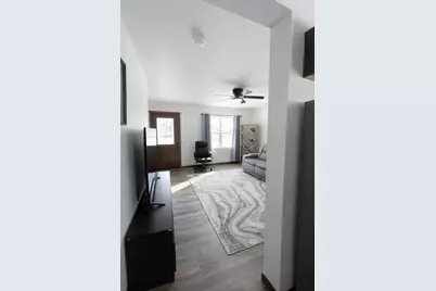 941  Hood St, La Crosse, WI 54601 - Photo 5