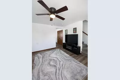 941  Hood St, La Crosse, WI 54601 - Photo 9