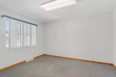 5022 S 27th St, Milwaukee, WI 53221 - Photo 15