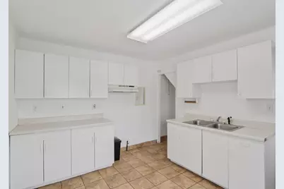 5022 S 27th St, Milwaukee, WI 53221 - Photo 11