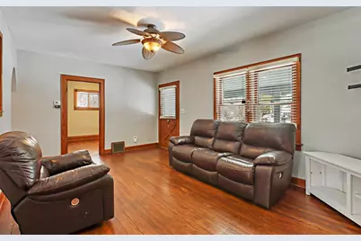 427  9th Pl, Somers, WI 53140 - Photo 3