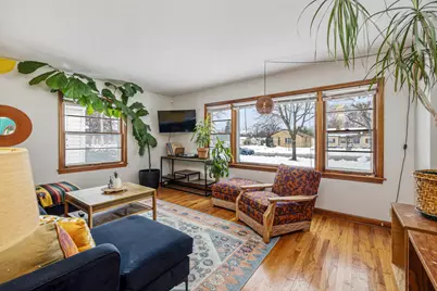 3128 N 82nd St, Milwaukee, WI 53222 - Photo 5