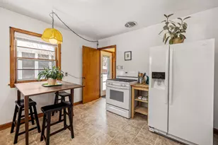 3128 N 82nd St, Milwaukee, WI 53222 - Photo 9