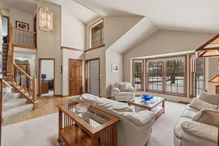 1414 W El Rancho Dr, Mequon, WI 53092 - Photo 3