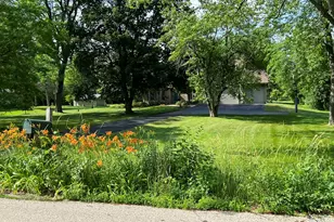 1414 W El Rancho Dr, Mequon, WI 53092 - Photo 83