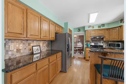 1414 W El Rancho Dr, Mequon, WI 53092 - Photo 11