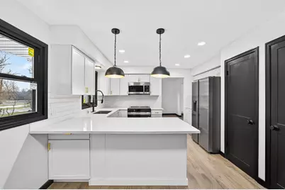 20335  Yorktown Ct, Brookfield, WI 53045 - Photo 9