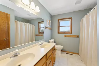 701  Parkridge Pl, Onalaska, WI 54650 - Photo 19