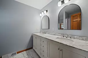 213 Ryan Ct, West Bend, WI 53095 - Photo 13