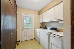 558 Horns Corners Rd, Cedarburg, WI 53012 - Photo 15