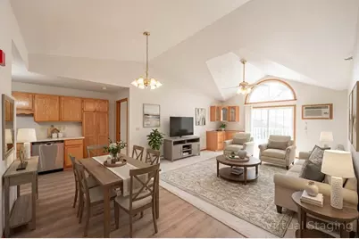 715  Canterberry Ct #312, West Bend, WI 53090 - Photo 3