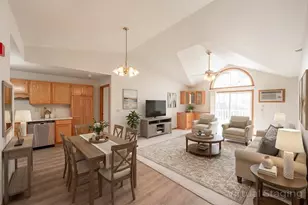 715 Canterberry Ct, West Bend, WI 53090 - Photo 3