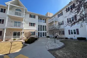 715 Canterberry Ct, West Bend, WI 53090 - Photo 1