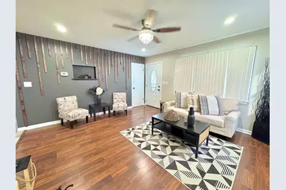 5239 N 63rd St, Milwaukee, WI 53218 - Photo 5