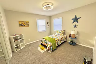 5239 N 63rd St, Milwaukee, WI 53218 - Photo 9